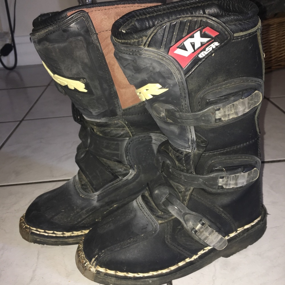 MSR Motocross VX-1 motorcycle boots (kids size 2)